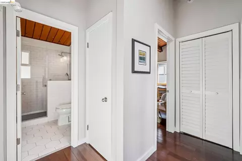 Entry Way - 1394 Queens Rd, Berkeley, CA 94708 photo 1 of 4