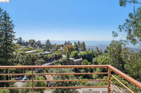 View/Area - 1394 Queens Rd, Berkeley, CA 94708 photo 2 of 5