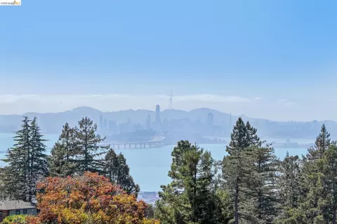 View/Area - 1394 Queens Rd, Berkeley, CA 94708 photo 3 of 5