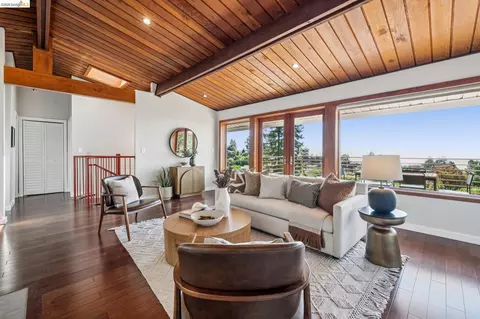 Living - 1394 Queens Rd, Berkeley, CA 94708 photo 2 of 6