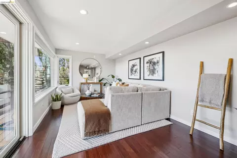 Living - 1394 Queens Rd, Berkeley, CA 94708 photo 4 of 6