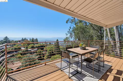 Exterior - 1394 Queens Rd, Berkeley, CA 94708 photo 3 of 12