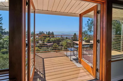 Exterior - 1394 Queens Rd, Berkeley, CA 94708 photo 2 of 12
