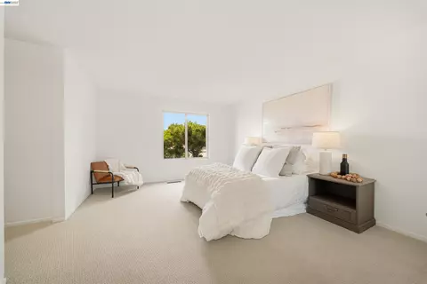 Bedroom - 3452 Capella Ln, Alameda, CA 94502 photo 1 of 6