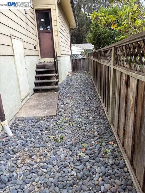 Exterior - 1319 Murchison Dr, Millbrae, CA 94030 photo 8 of 8