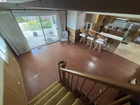 Living - 1319 Murchison Dr, Millbrae, CA 94030 photo 5 of 10