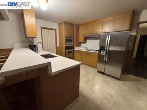 Kitchen - 1319 Murchison Dr, Millbrae, CA 94030 photo 4 of 5