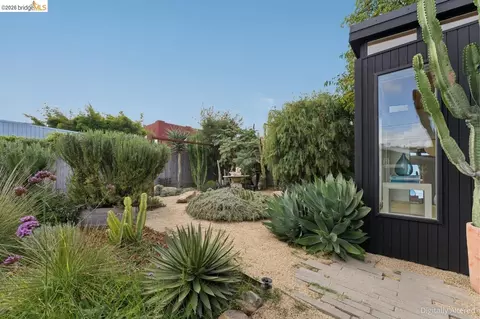 2921 55th Ave, Oakland, CA 94605