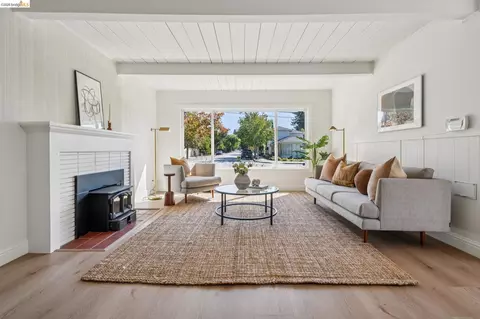 Living - 1240 Dutton Ave, San Leandro, CA 94577 photo 2 of 5