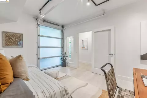 Bedroom - 1255 Pine St, Oakland, CA 94607 photo 1 of 8