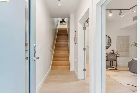 Entry Way - 1255 Pine St, Oakland, CA 94607 photo 1 of 2