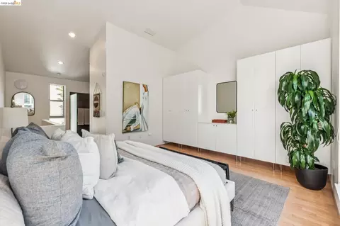 Bedroom - 1255 Pine St, Oakland, CA 94607 photo 8 of 8