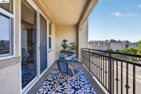 Exterior - 1270 Gusty Loop #3, Livermore, CA 94550 photo 2 of 7