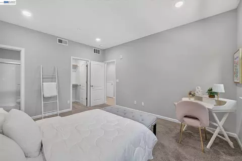 Bedroom - 1270 Gusty Loop #3, Livermore, CA 94550 photo 1 of 5