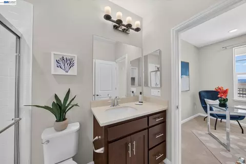 Bath - 3987 Dobbins Loop, Dublin, CA 94568 photo 2 of 6