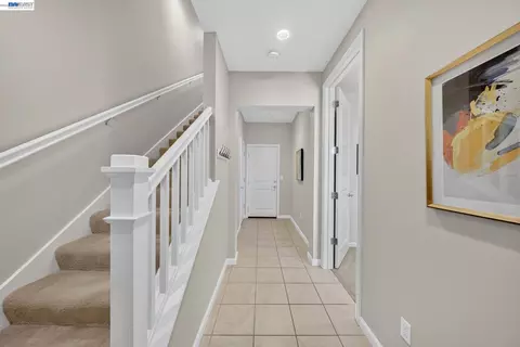 Entry Way - 3987 Dobbins Loop, Dublin, CA 94568 photo 4 of 5