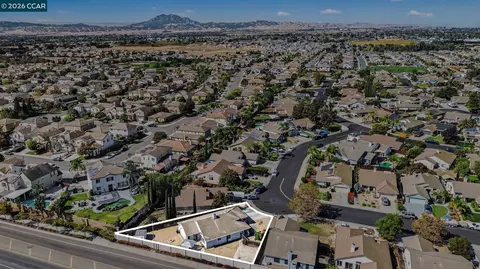 View/Area - 3848 Marsh Way, Oakley, CA 94561 photo 7 of 8