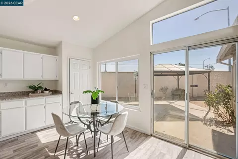 Dining - 3848 Marsh Way, Oakley, CA 94561 photo 3 of 3