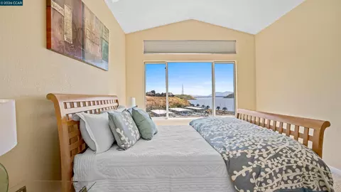 Bedroom - 311 Stinson St #7, Vallejo, CA 94591 photo 1 of 3