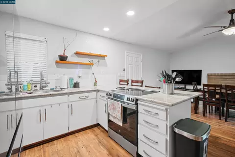 Kitchen - 2279 Cozy Ct, Tracy, CA 95304 photo 1 of 10