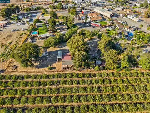 View/Area - 2279 Cozy Ct, Tracy, CA 95304 photo 12 of 15
