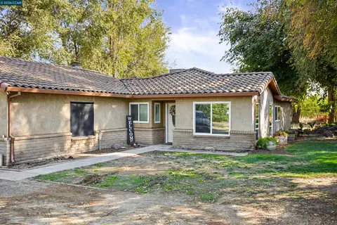 Exterior - 2279 Cozy Ct, Tracy, CA 95304 photo 2 of 23