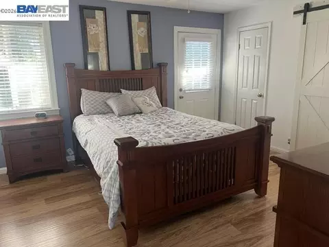 Bedroom - 8499 Bandon Dr, Dublin, CA 94568 photo 3 of 11