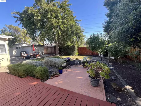 Exterior - 8499 Bandon Dr, Dublin, CA 94568 photo 8 of 8