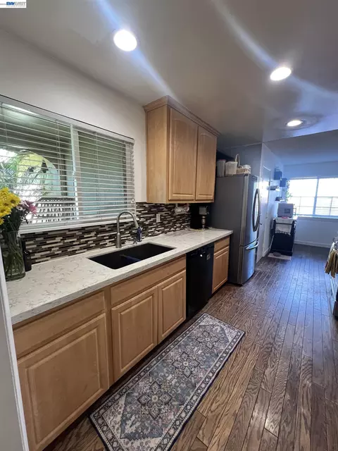 Kitchen - 8499 Bandon Dr, Dublin, CA 94568 photo 1 of 5