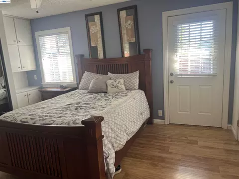 Bedroom - 8499 Bandon Dr, Dublin, CA 94568 photo 5 of 11