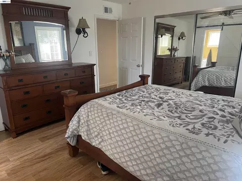 Bedroom - 8499 Bandon Dr, Dublin, CA 94568 photo 7 of 11