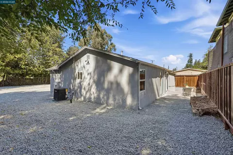 Exterior - 1340 Janet Ln, Concord, CA 94521 photo 4 of 4