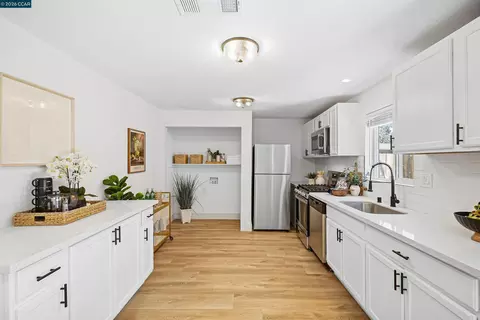 Kitchen - 1340 Janet Ln, Concord, CA 94521 photo 1 of 1