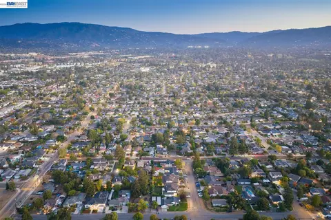 View/Area - 982 Wilson, Campbell, CA 95008 photo 2 of 14