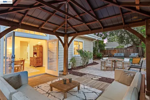 Exterior - 982 Wilson, Campbell, CA 95008 photo 3 of 14