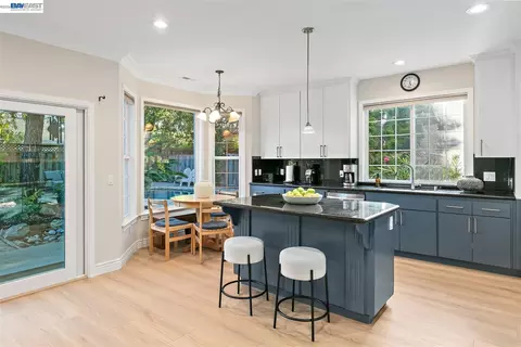 Kitchen - 982 Wilson, Campbell, CA 95008 photo 4 of 5