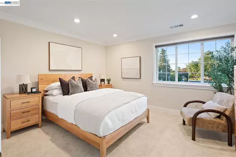 Bedroom - 982 Wilson, Campbell, CA 95008 photo 6 of 7