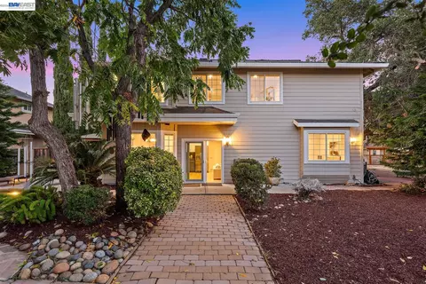 Exterior - 982 Wilson, Campbell, CA 95008 photo 5 of 14