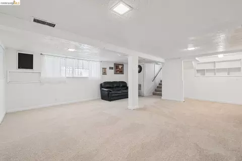Living - 1629 68th Ave, Oakland, CA 94621 photo 13 of 13