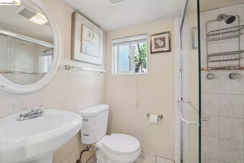 Bath - 1629 68th Ave, Oakland, CA 94621 photo 1 of 4