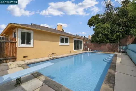Exterior - 52 E Madill St, Antioch, CA 94509 photo 5 of 5