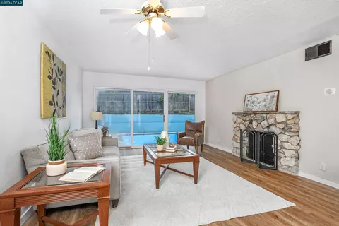 Living - 52 E Madill St, Antioch, CA 94509 photo 2 of 5