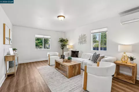 Living - 68 Madoline St, Pittsburg, CA 94565 photo 1 of 3