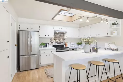 Kitchen - 3107 Corona Dr, Davis, CA 95616 photo 2 of 5