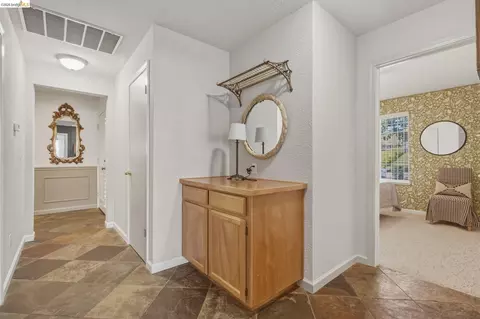 Entry Way - 5121 Tehachapi Way, Antioch, CA 94531 photo 3 of 3