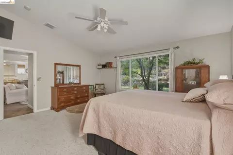 Bedroom - 5121 Tehachapi Way, Antioch, CA 94531 photo 7 of 12