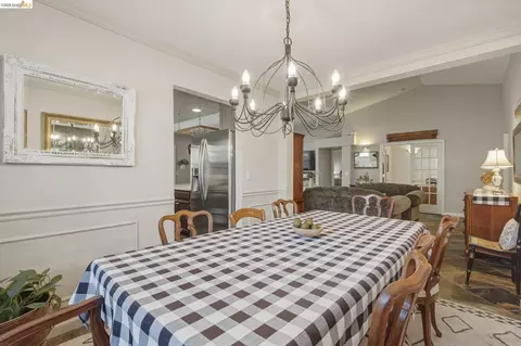 Dining - 5121 Tehachapi Way, Antioch, CA 94531 photo 3 of 4