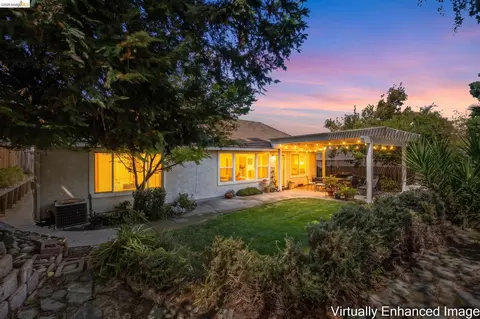 Exterior - 5121 Tehachapi Way, Antioch, CA 94531 photo 13 of 13