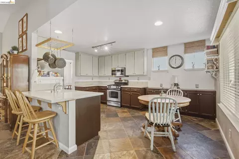 Kitchen - 5121 Tehachapi Way, Antioch, CA 94531 photo 1 of 5
