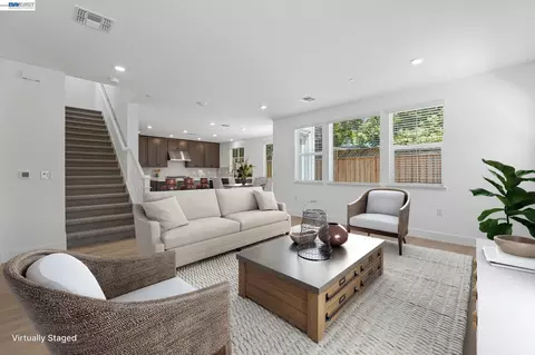 Living - 786 Abigail Pl, Walnut Creek, CA 94598 photo 1 of 4
